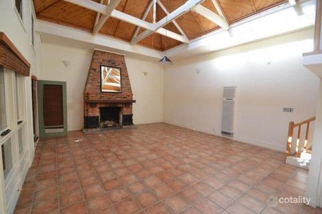 Property photo of 11 Kingsland Place Carlton VIC 3053