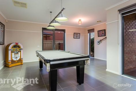 Property photo of 51 Hemsley Promenade Point Cook VIC 3030