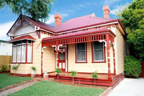 Property photo of 28 Harrow Street Box Hill VIC 3128
