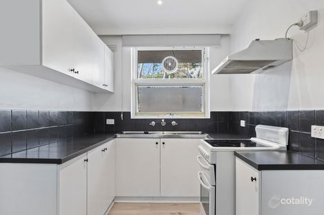 Property photo of 2/118 Holmes Road Moonee Ponds VIC 3039