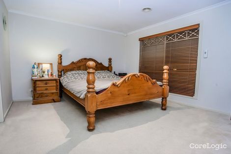 Property photo of 37 Creighton Way Craigieburn VIC 3064