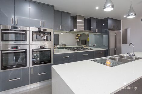 14 Benarid Dr, Ooralea, QLD 4740