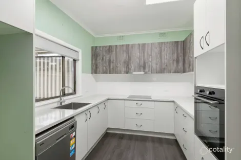 14 Bloomfield Ave, Corrimal, NSW 2518