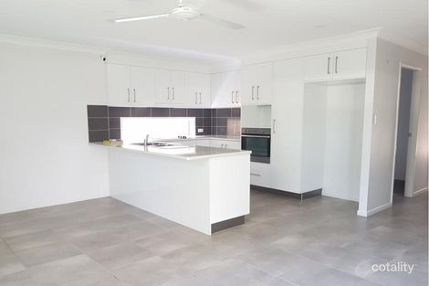 Property photo of 4/15 Card Street Berserker QLD 4701