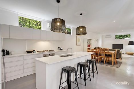 Property photo of 2 Violet Grove Hawthorn VIC 3122