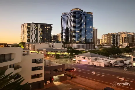 82/5 Edmondstone St, South Brisbane, QLD 4101