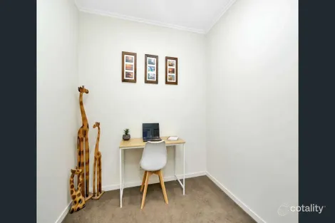 Property photo of 17/10 Ben Lexcen Place Robina QLD 4226