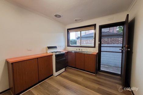 Property photo of 4/32 Golf Links Avenue Oakleigh VIC 3166