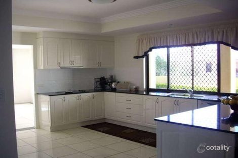 Property photo of 12 Bentley Court Mansfield QLD 4122