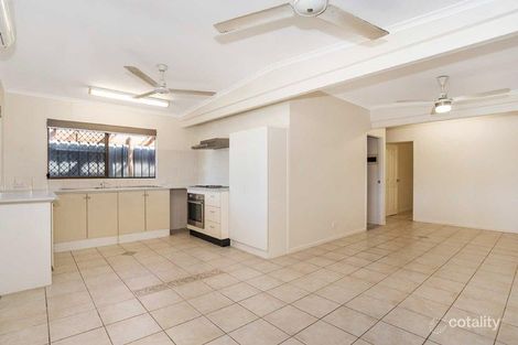 Property photo of 81 Carnation Drive Mooroobool QLD 4870