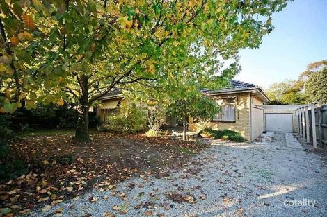 Property photo of 176 Lawrence Road Mount Waverley VIC 3149