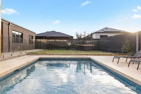 Property photo of 3 Bartlett Boulevard Whittlesea VIC 3757