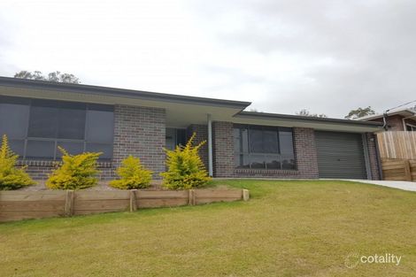 39 Flounder Cres, Toolooa, QLD 4680