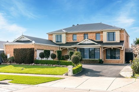 Property photo of 6 Fieldwood Lane Langwarrin VIC 3910