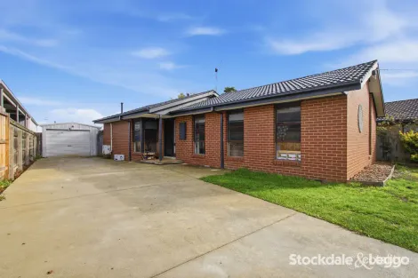 13 Willow St, Churchill, VIC 3842
