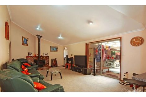 Property photo of 66 Yeovil Drive Bomaderry NSW 2541