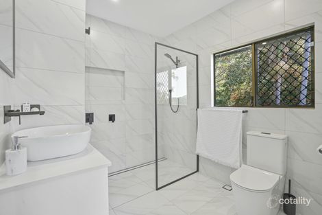 Property photo of 1 Carapook Crescent Tallebudgera QLD 4228