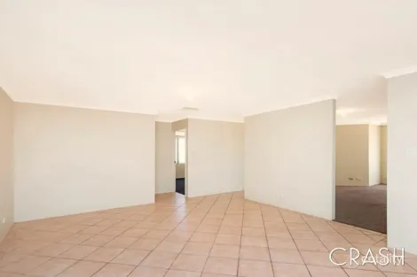 Property photo of 38 Chatsworth Drive Hocking WA 6065