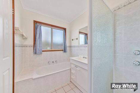 Property photo of 1 Hugh McKay Crescent Dunlop ACT 2615