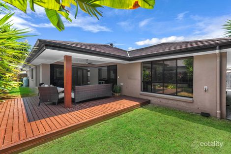 Property photo of 19 Higgs Circuit Wynnum West QLD 4178