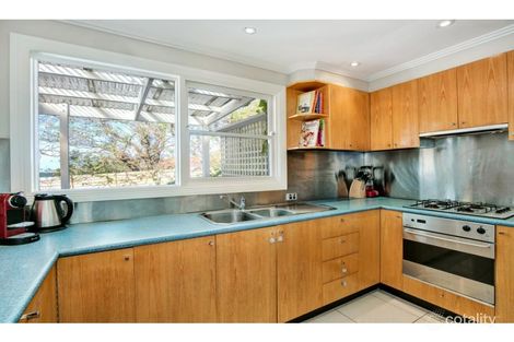 Property photo of 9 Woodlands Avenue Pascoe Vale South VIC 3044