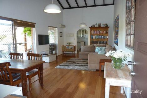 8/10 Dover Rd, Scarborough, WA 6019