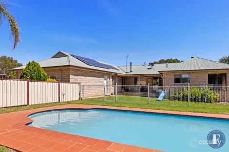 Property photo of 6 Ross Friend Place Cootamundra NSW 2590