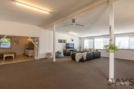 Property photo of 25 Bernborough Street Winston QLD 4825