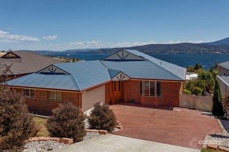 Property photo of 689 Oceana Drive Tranmere TAS 7018