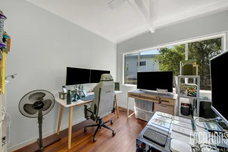 Property photo of 75 Allunga Drive Glen Eden QLD 4680