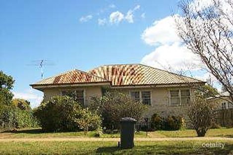 387 Tor St, Wilsonton, QLD 4350