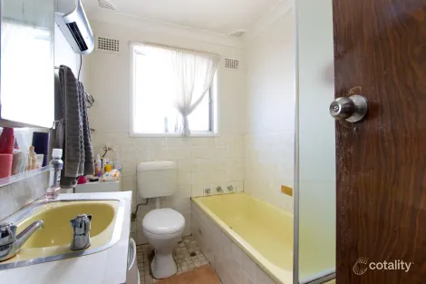 Property photo of 72 Columbia Road Seven Hills NSW 2147
