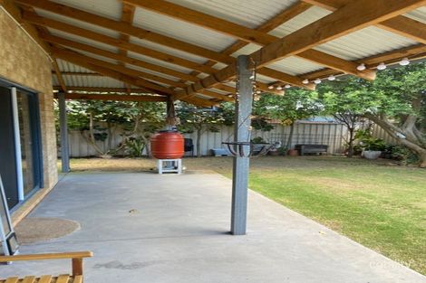 Property photo of 4 Ransonnet Drive Geographe WA 6280