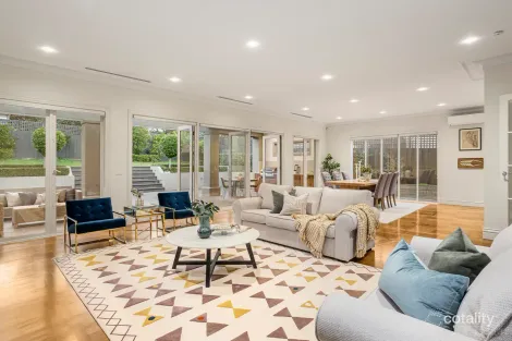 Property photo of 67 Yerrin Street Balwyn VIC 3103