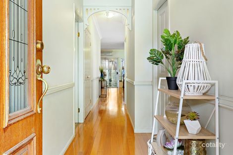 Property photo of 4 Halifax Court Forest Lake QLD 4078