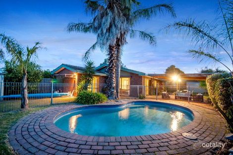 Property photo of 22 Raphael Crescent Frankston VIC 3199