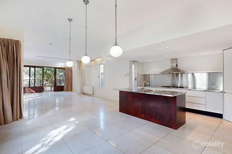Property photo of 22 Davis Street Kensington VIC 3031