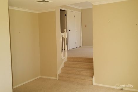 Property photo of 5 Epping Forest Drive Eschol Park NSW 2558