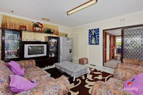 Property photo of 18 Eisner Street St Albans VIC 3021