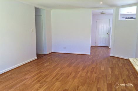 Property photo of 16 Twilight Circuit Ridgewood WA 6030