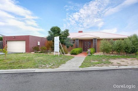 Property photo of 13 Aisbett Close Lynbrook VIC 3975