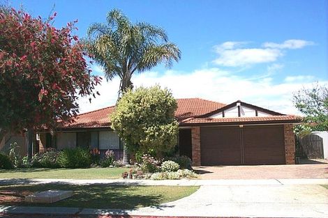 35 Carlow Cir, Waterford, WA 6152