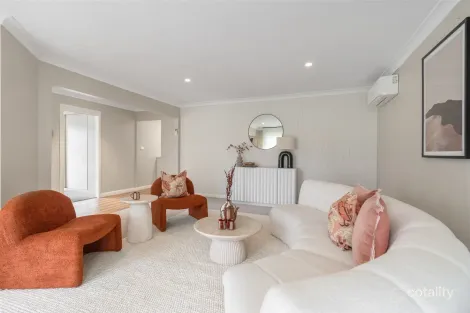 Property photo of 2 Rain Tree Way Bowral NSW 2576
