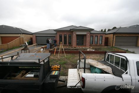 42 Paringa Dr, Ferntree Gully, VIC 3156