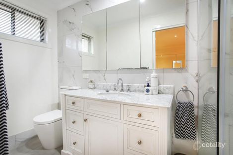 Property photo of 70 Koala Crescent Westmeadows VIC 3049