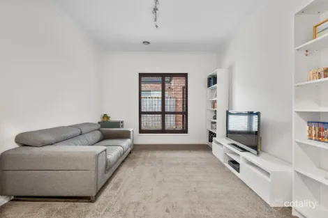 Property photo of 48 Manor House Drive Epping VIC 3076