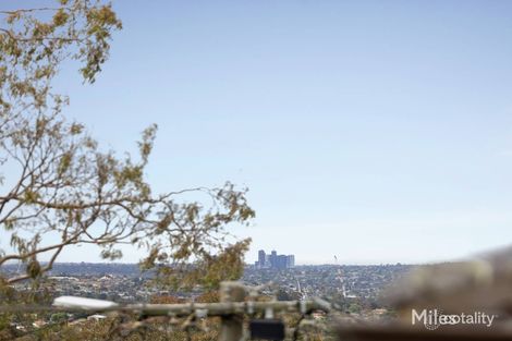 Property photo of 163 Mountain View Parade Rosanna VIC 3084