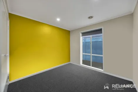 Property photo of 54 Eppalock Drive Manor Lakes VIC 3024