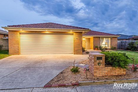 Property photo of 10 Amity Way Cranbourne West VIC 3977