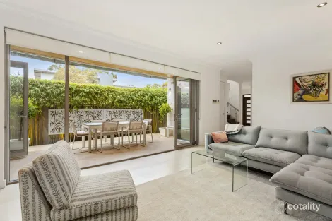 Property photo of 39 Verdun Street Nedlands WA 6009